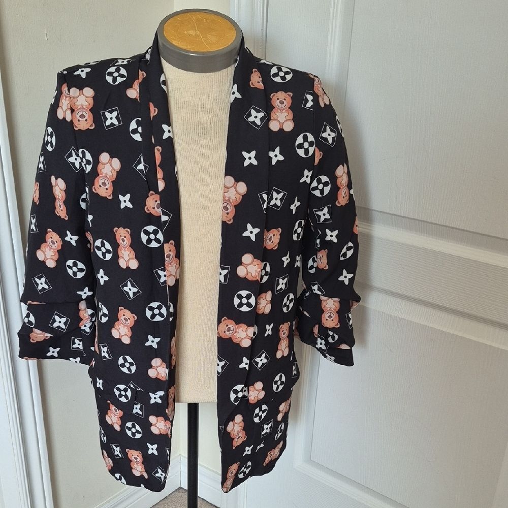 Stylish Black Teddy Bear Print Women's Jacket With Ruffled Sleeves